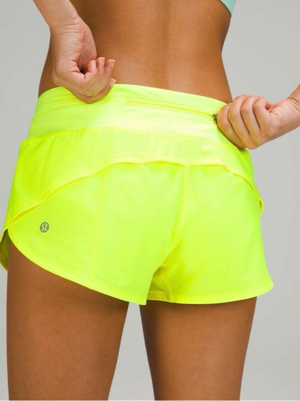 Lululemon Speed Up Low-Rise Short 2.5" Highlight Yellow Size 10